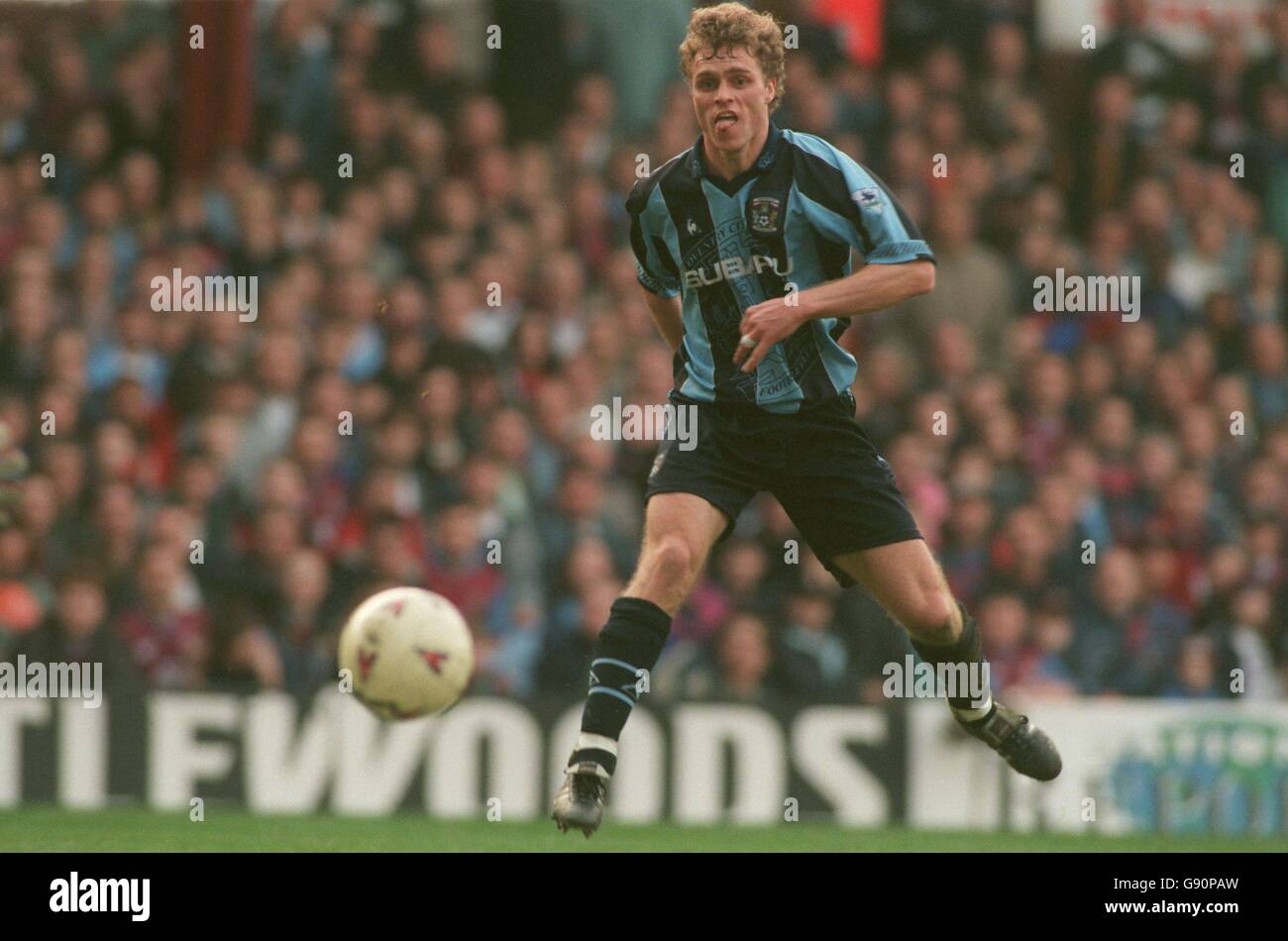 Calcio - Littlewoods fa Cup Fifth Round - Aston Villa v Coventry City. Trond Soltvedt di Coventry City Foto Stock