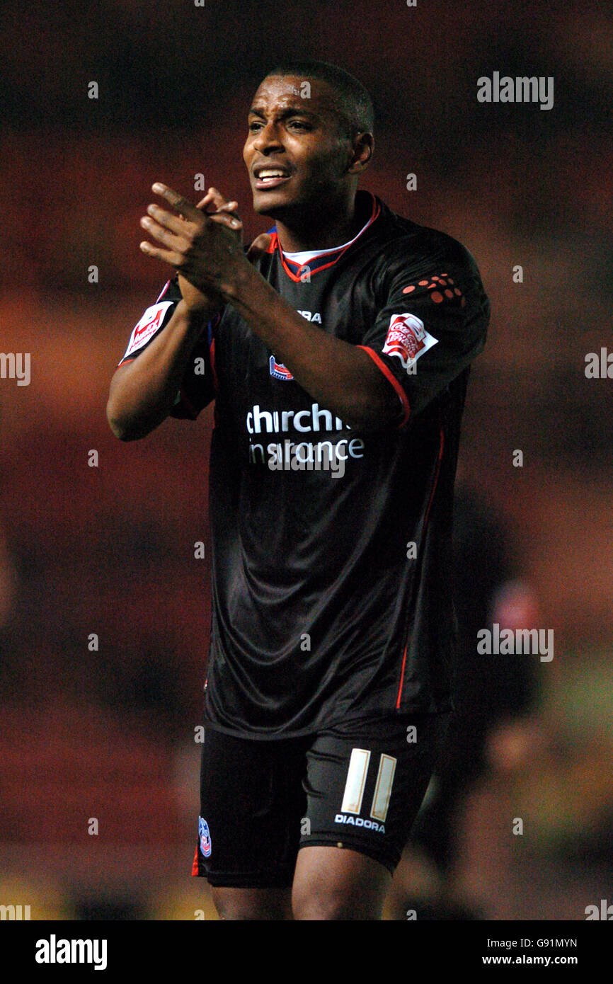 Calcio - Carling Cup - Fourth Round - Middlesbrough / Crystal Palace - Riverside Stadium. Clinton Morrison, Crystal Palace Foto Stock