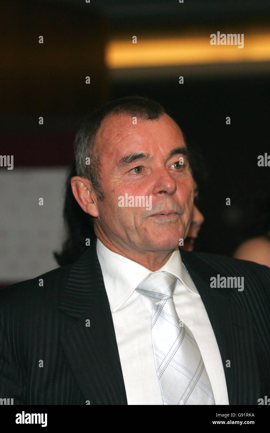 Calcio - fa Barclays Premiership - Charlton Athletic Centenary Dinner - The Royal Lancaster Hotel. Keith Peacock, allenatore di Charlton Athletic Foto Stock