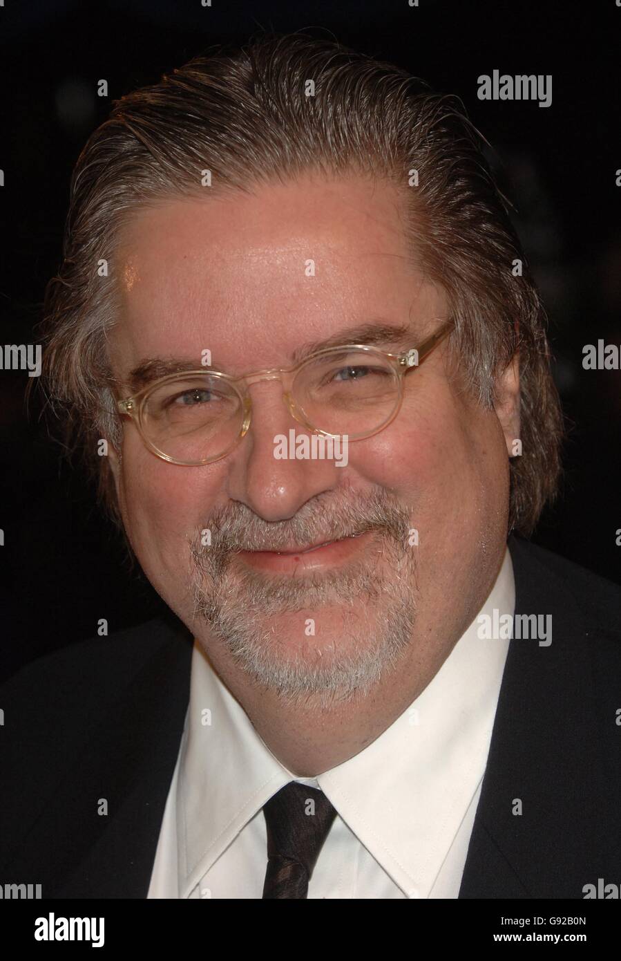 Matt Groening arriva al Bridish Comedy Awards 2005. Foto Stock
