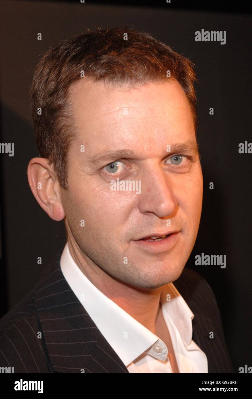 Jeremy Kyle arriva al Rock on! Christmas Party 2005 evento di raccolta fondi in associazione con l'Help A London Child Charity, dal trocodero Center, nel centro di Londra, martedì 13 dicembre 2005. PREMERE ASSOCIAZIONE foto. Il credito fotografico dovrebbe essere: Steve Parsons/PA Foto Stock