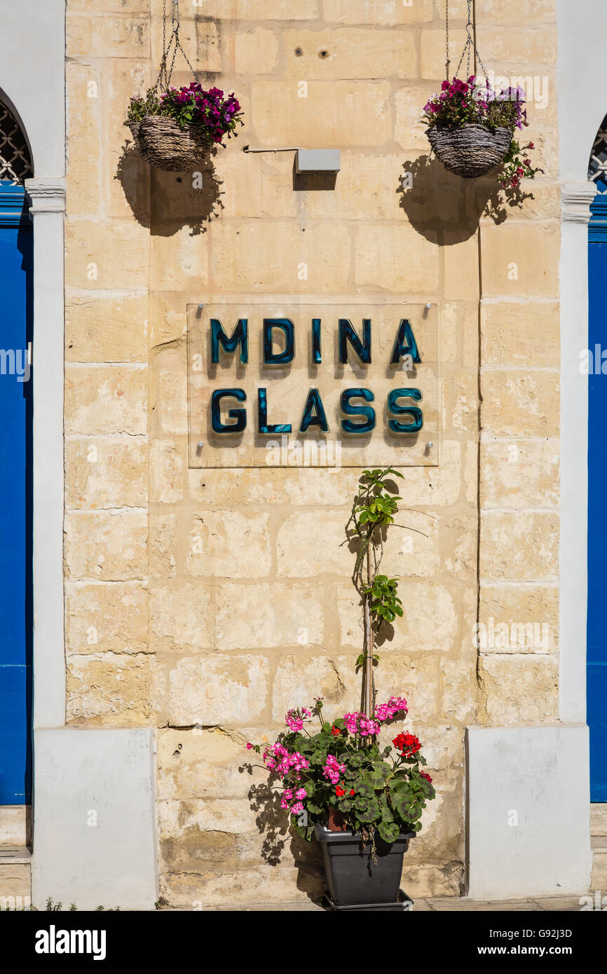 Mdina, Malta - 04 maggio 2016: dettagli delle silenziose strade della città vecchia di Mdina, Malta - vecchia capitale e città silenziosa di malto Foto Stock