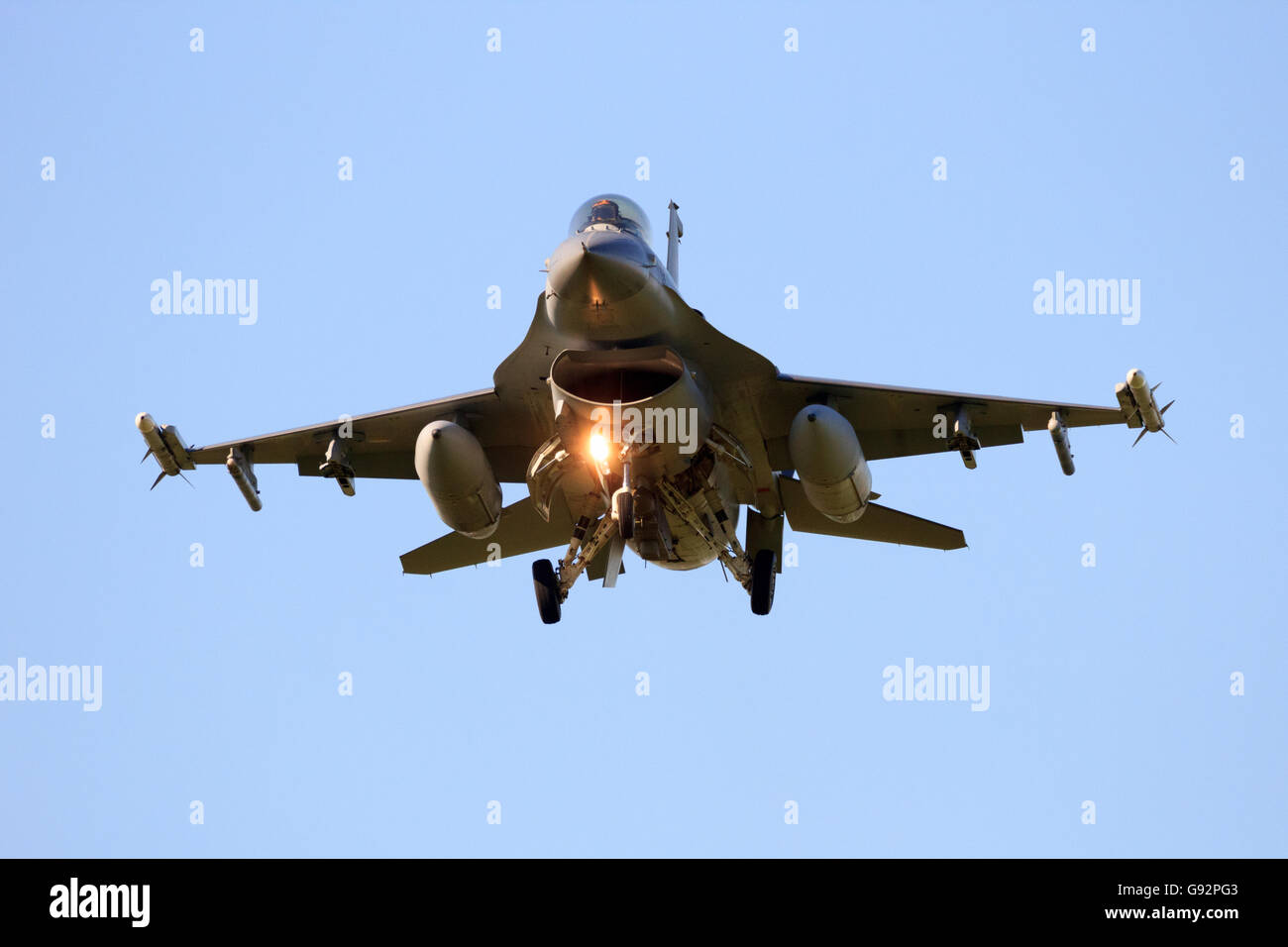 Atterraggio F-16 Foto Stock