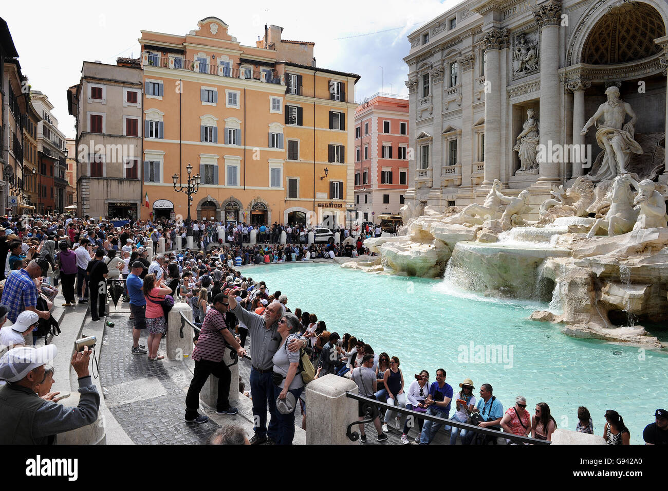 Roma, Italia. Fontana di Trevi. Foto di Paolo Heyes, Mercoledì 01 Giugno, 2016. Foto Stock