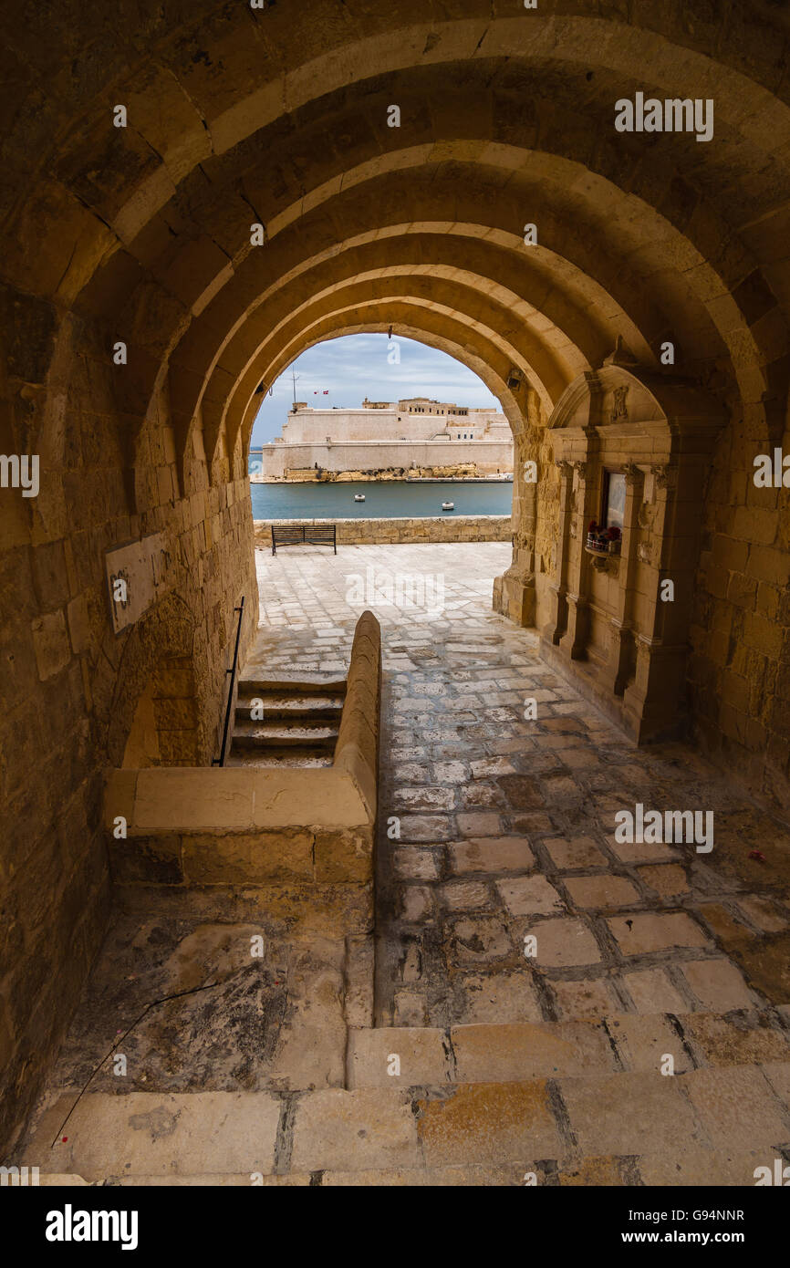 Vicoli di Senglea - parte di Tricity con La Valletta e Birgu sull'isola di Malta Foto Stock