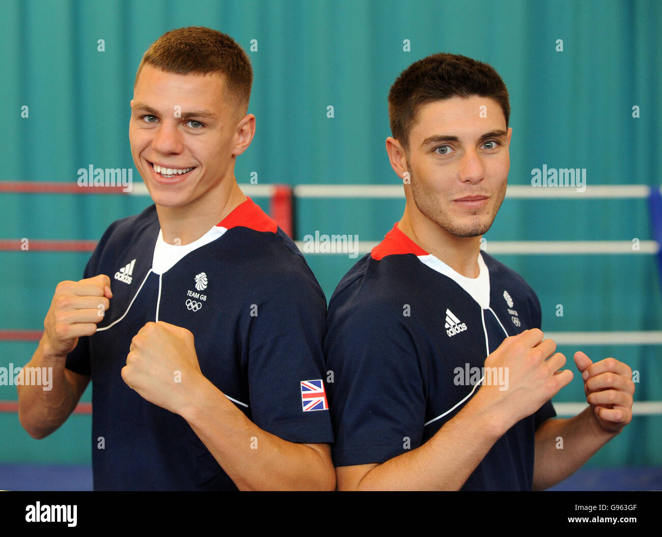 Pat McCormack (sinistra) e Josh Kelly durante le Olimpiadi annuncio del gruppo presso l'Istituto inglese dello Sport, Sheffield. Foto Stock