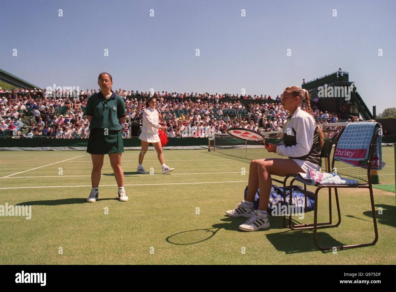 Tennis - campionati di Wimbledon - Donne Singoli - Terzo Round - Anna Kournikowa v Ines Gorrochategui Foto Stock