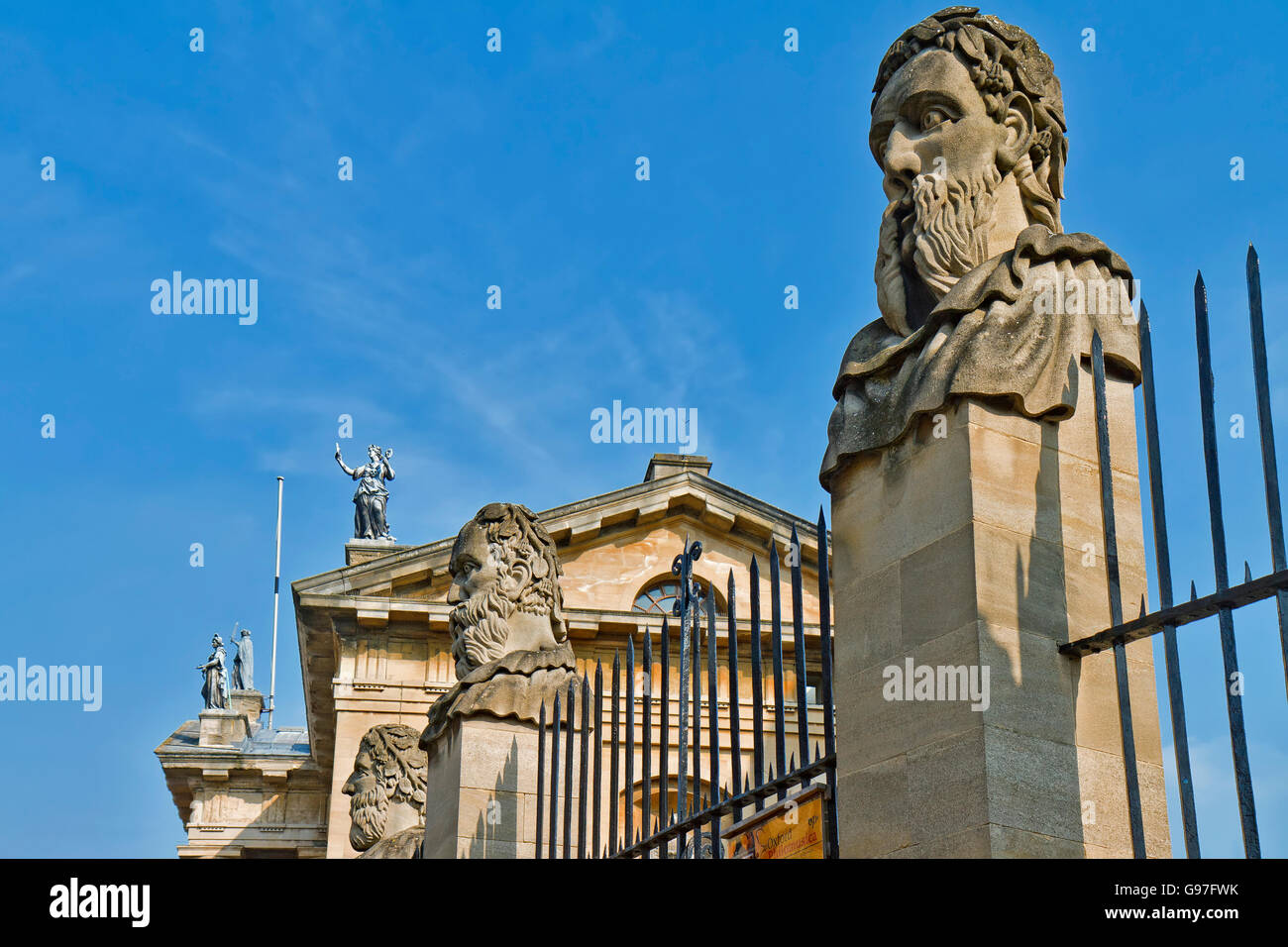Regno Unito Oxford barbuto quelle al Sheldonian Theatre Foto Stock