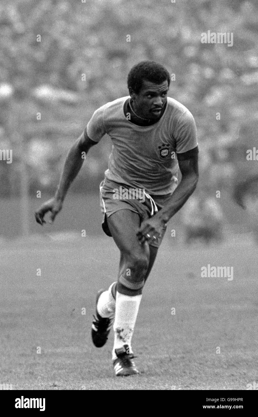 Calcio - Coppa del mondo Germania Ovest 1974 - Gruppo due - Brasile / Jugoslavia. Luis Pereira, Brasile Foto Stock