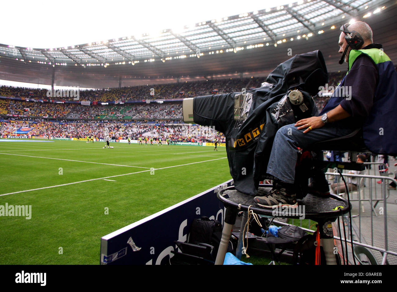 Calcio - UEFA Champions League - finale - Barcellona contro Arsenal - Stade de France. TV/Media Foto Stock