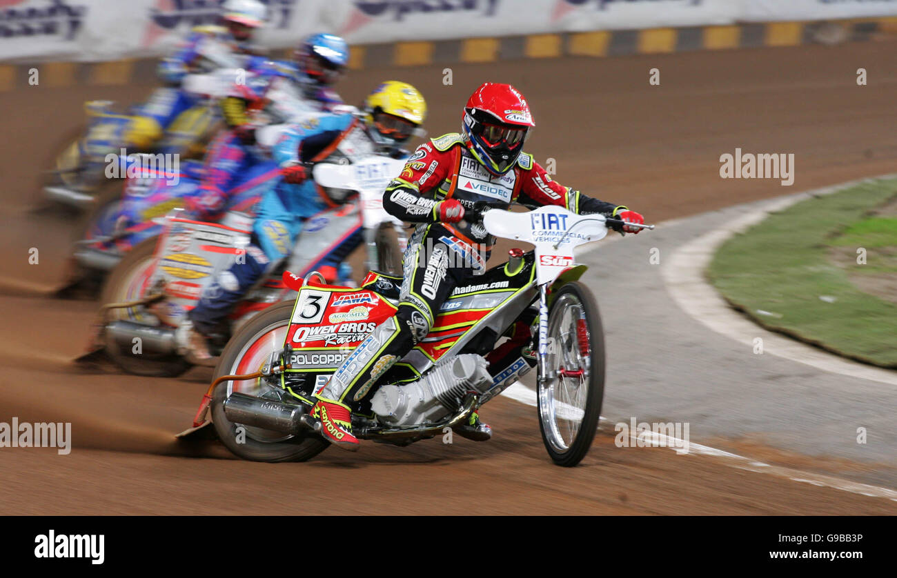 L'Australia Leigh Adams guida il campo nel secondo calore Foto Stock