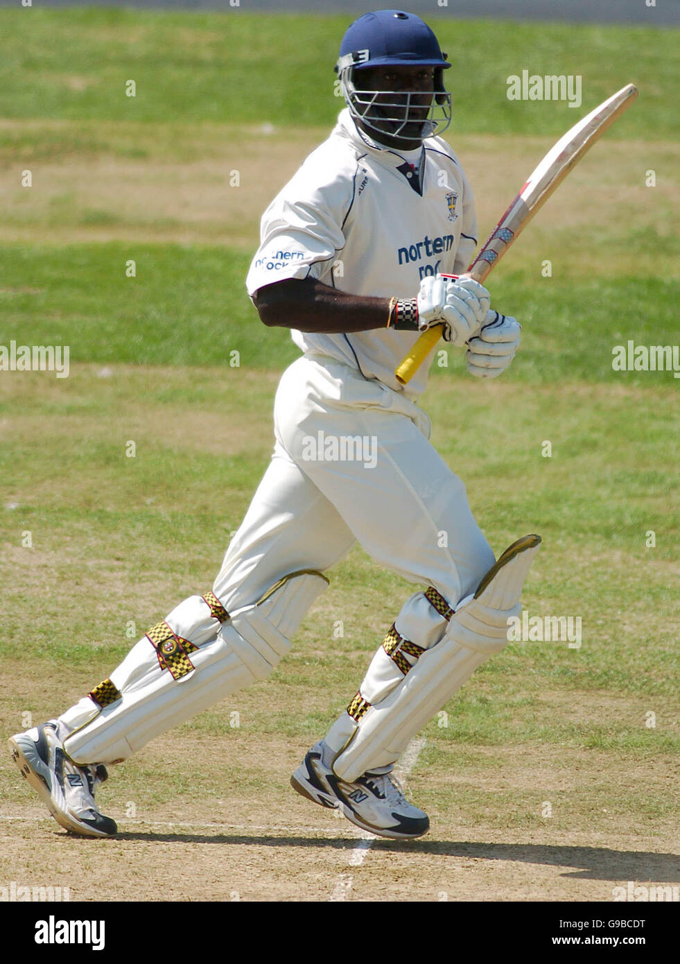 Cricket - Liverpool Victoria County Championship - Divisione uno - Warwickshire v Durham - Edgbaston. Ottis Gibson di Durham Foto Stock