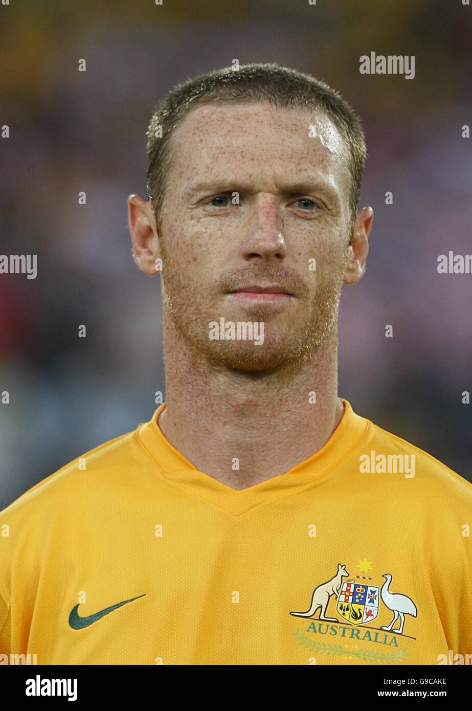 Calcio - Coppa del mondo FIFA 2006 Germania - Gruppo F - Croazia / Australia - Gottlieb-Daimler-Stadion. Craig Moore, Australia Foto Stock