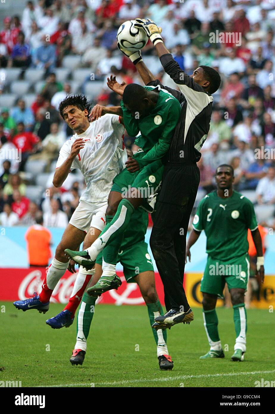 Calcio - 2006 FIFA World Cup Germany - GRUPPO H - Tunisia v - Arabia Saudita - Allianz Arena Foto Stock