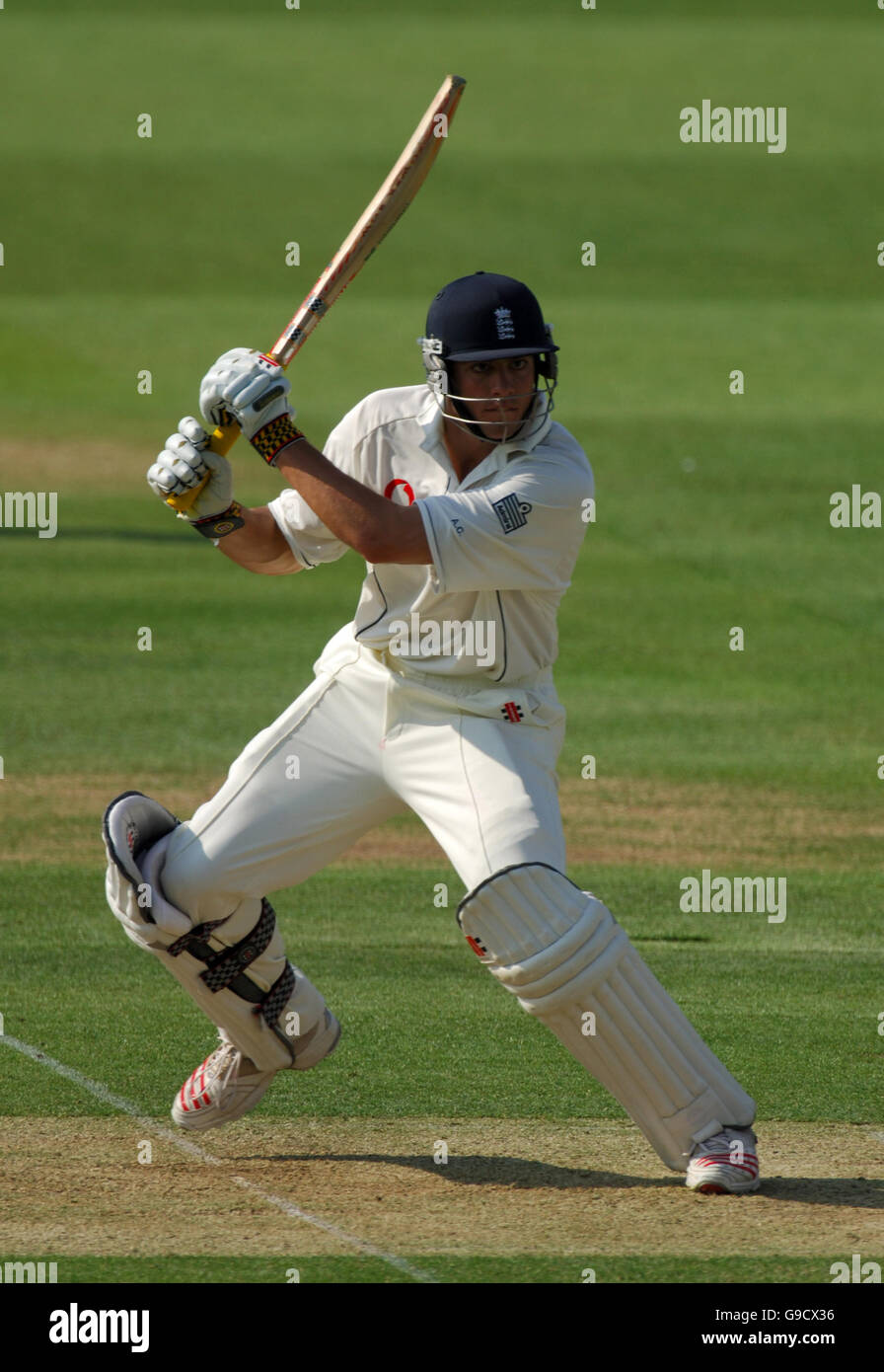 Cricket - Npower First Test - Inghilterra / Sri Lanka - Lord's. Alastair Cook, Inghilterra Foto Stock