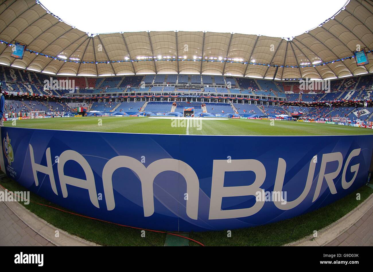Calcio - 2006 FIFA World Cup Germany - Gruppo E - Repubblica Ceca v Italia - AOL Arena Foto Stock
