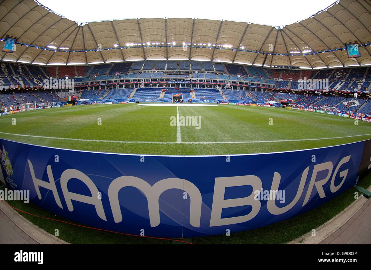 Calcio - 2006 FIFA World Cup Germany - Gruppo E - Repubblica Ceca v Italia - AOL Arena Foto Stock