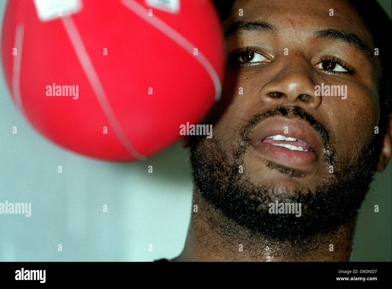 Boxing - World Heavyweight Championship - Lennox Lewis v Francois Botha - Lennox Lewis Formazione Foto Stock