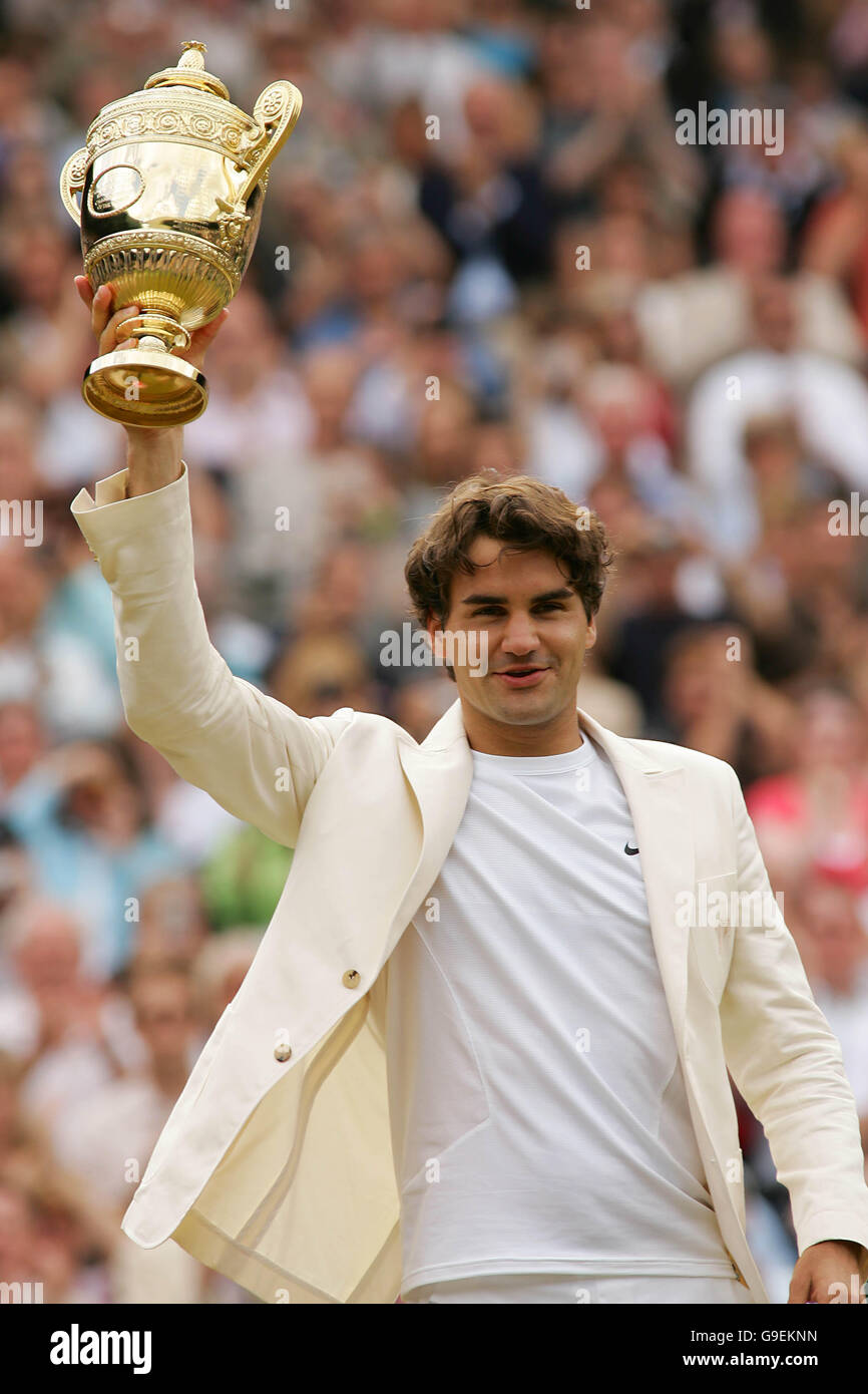 Tennis - campionati di Wimbledon 2006 - Tutti Inghilterra Club - Uomini Singoli Final - Roger Federer v Rafael Nadal Foto Stock