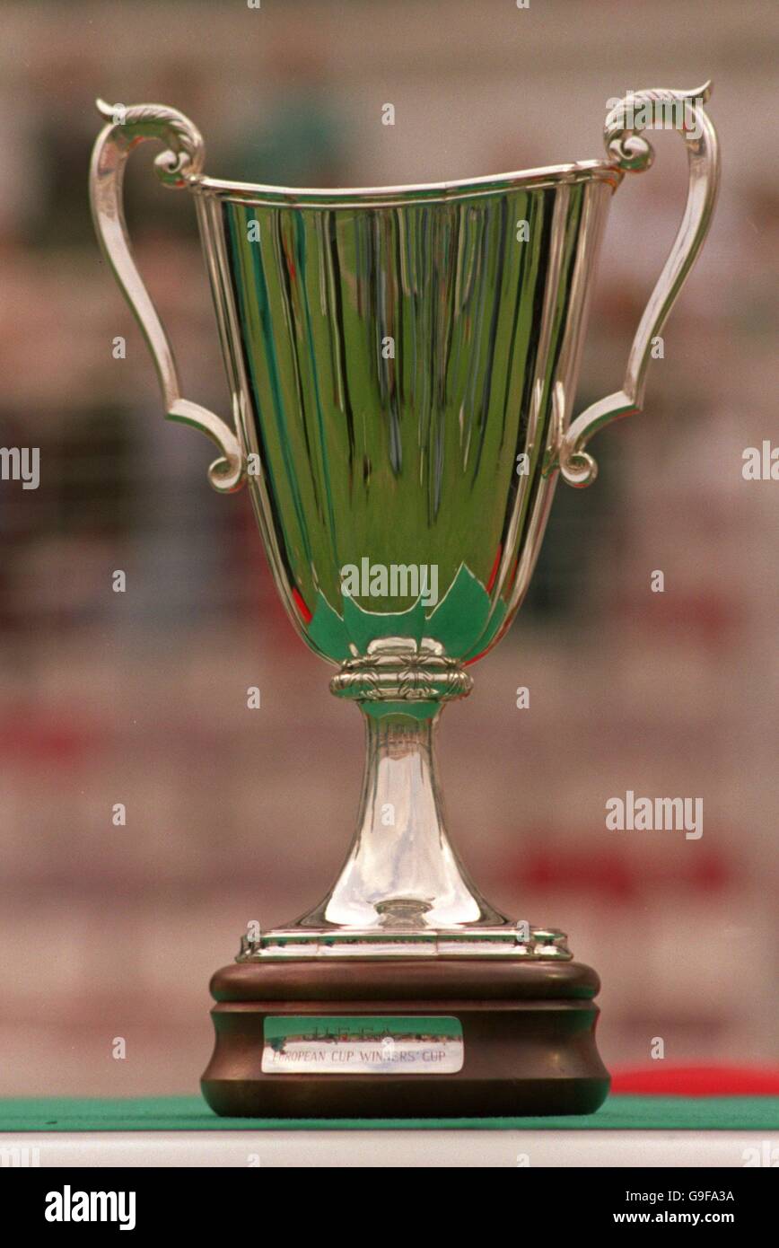 Calcio - Coppa delle Coppe europee. Trofeo europeo della Coppa delle Coppe  Foto stock - Alamy