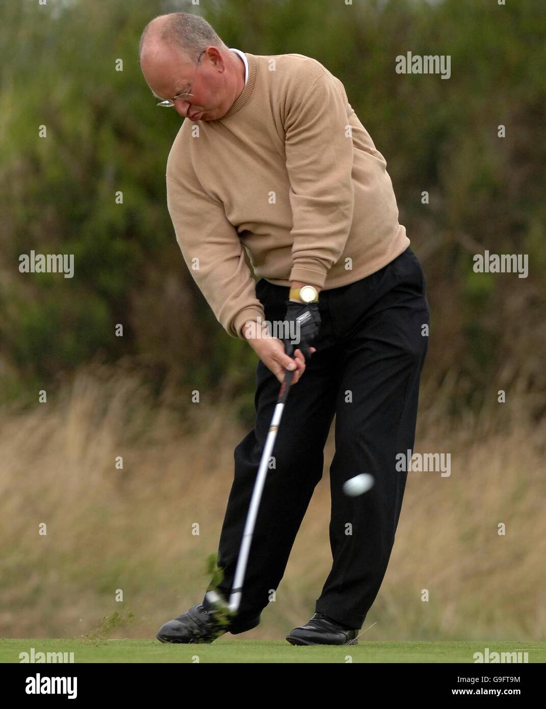 Kenny Webster si tee alla sesta buca durante il Gleneagles Scottish PGA Championship a Gleneagles. Foto Stock