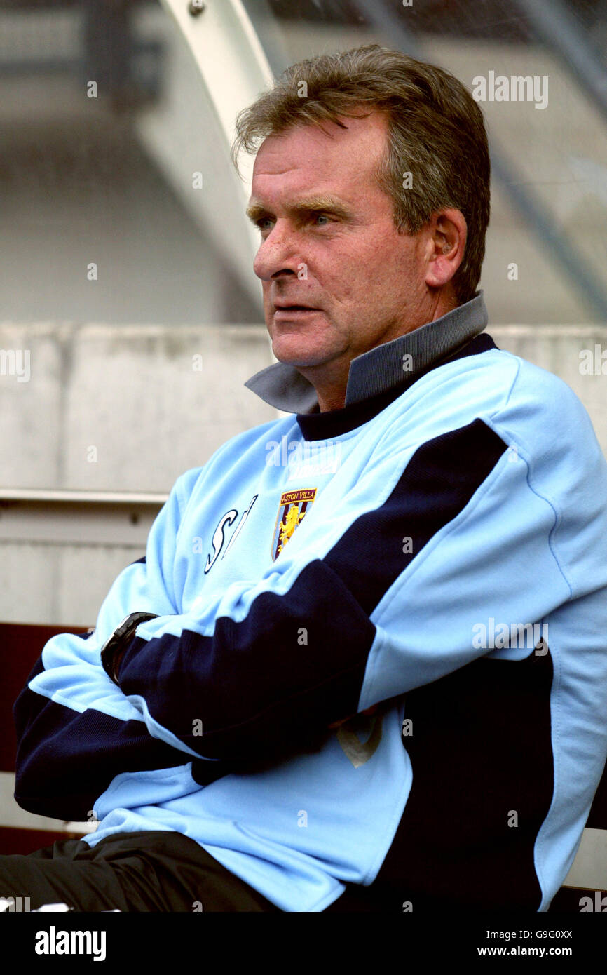 Calcio - amichevole - NEC Nijmegen / Aston Villa - McDos Goffertstadion. Steve Walford, allenatore di Aston Villa Foto Stock