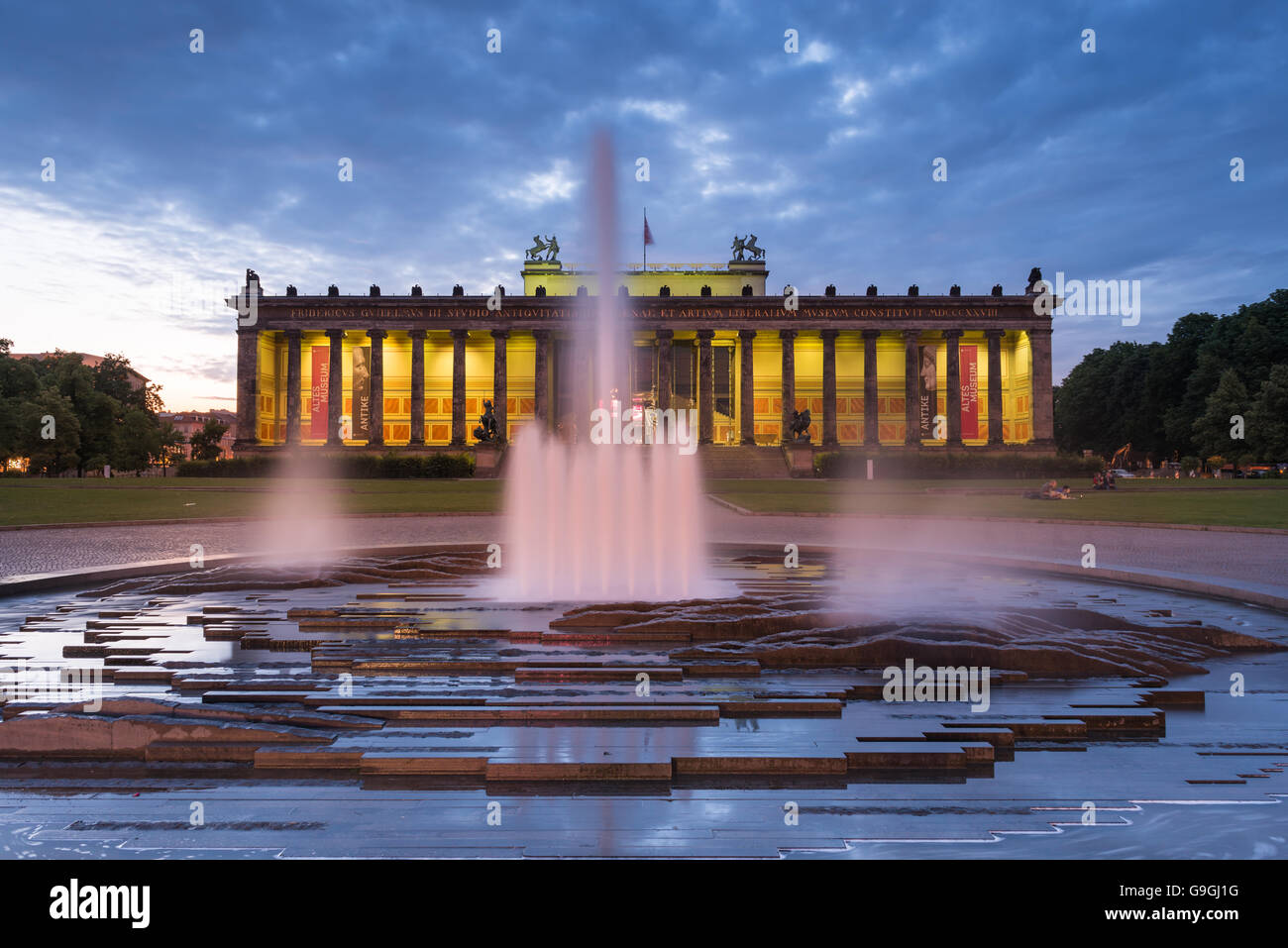 L'Altes Museum (museo vecchio) berlinese è il museo più antico (1830) situato nel dichiarata patrimonio dell'Umanità dall'UNESCO Patrimonio dell'umanità. Foto Stock