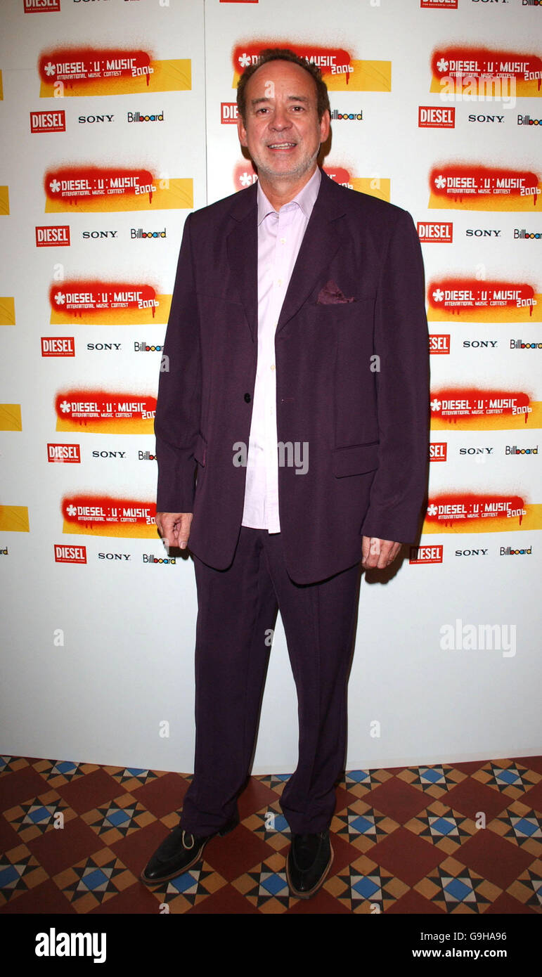 Phil Manzanera di Roxy Music in arrivo alla cerimonia dei Diesel U-Music Awards presso il Municipio di Shoreditch a Londra il 4 ottobre 2006. Rukhsana Hamid/PA Foto Stock