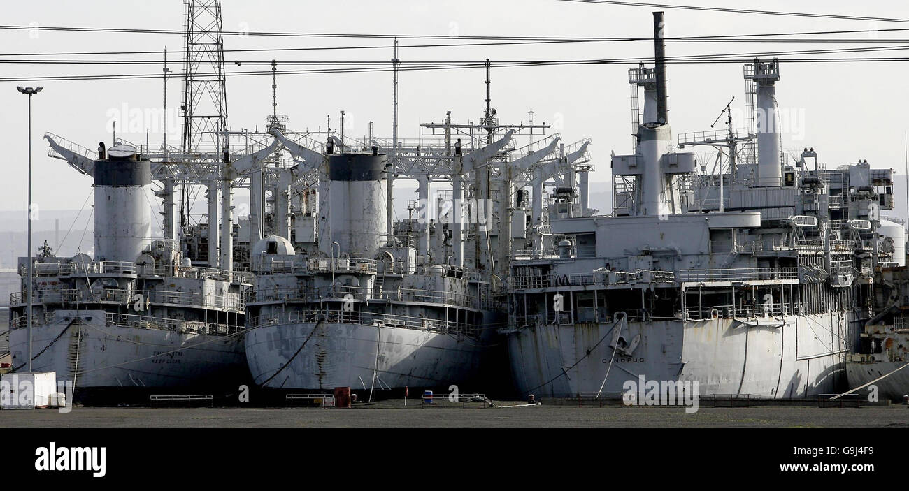 Le navi DELLA riserva navale DEGLI STATI UNITI si trovano in una banchina asciutta ad Hartlepool, dopo che i pianificatori del consiglio hanno lanciato una domanda per smantellare le cosiddette "navi fantasma". Foto Stock