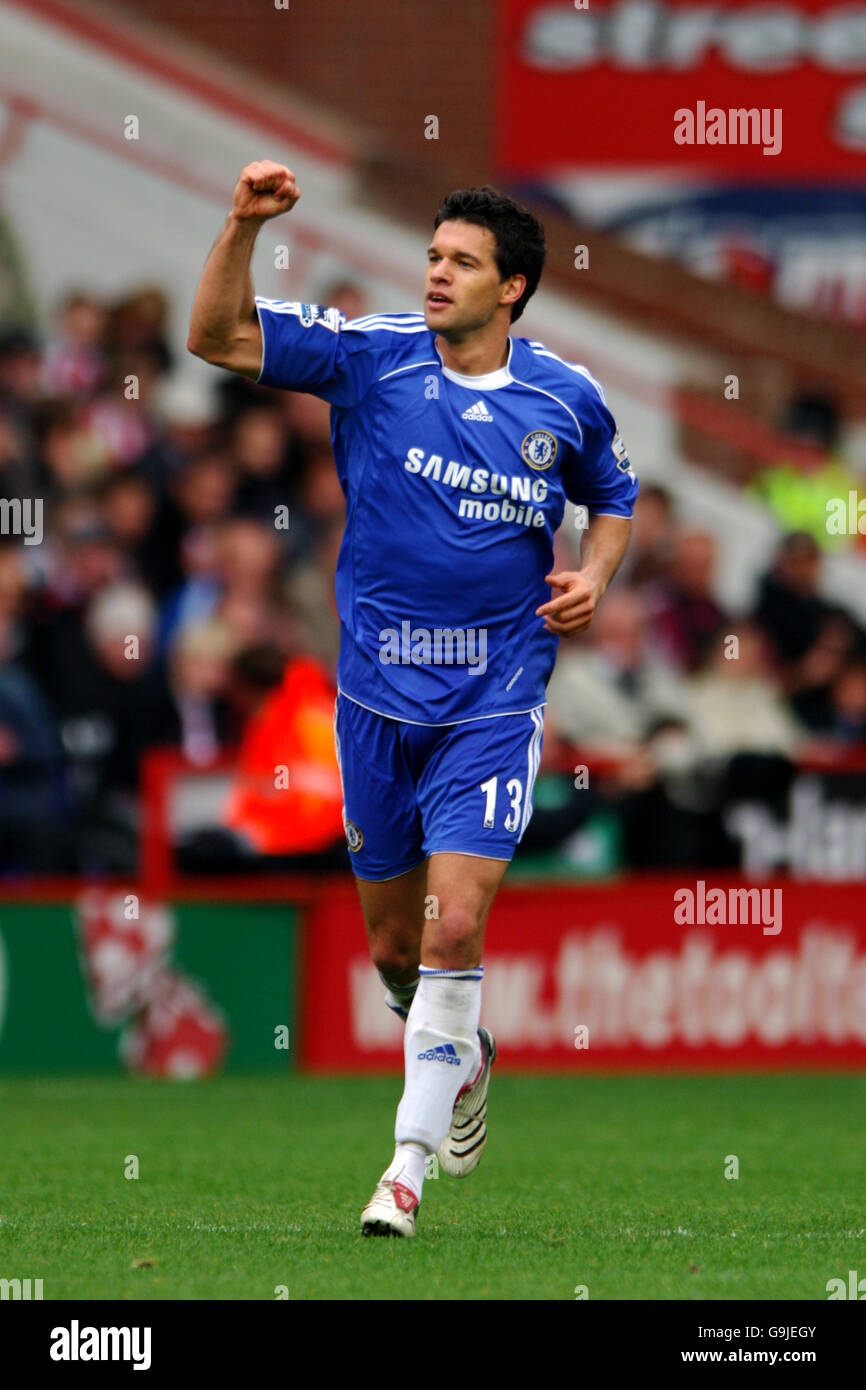 Calcio - fa Barclays Premiership - Sheffield United v Chelsea - Bramall Lane. Michael Ballack di Chelsea celebra il secondo obiettivo del gioco Foto Stock