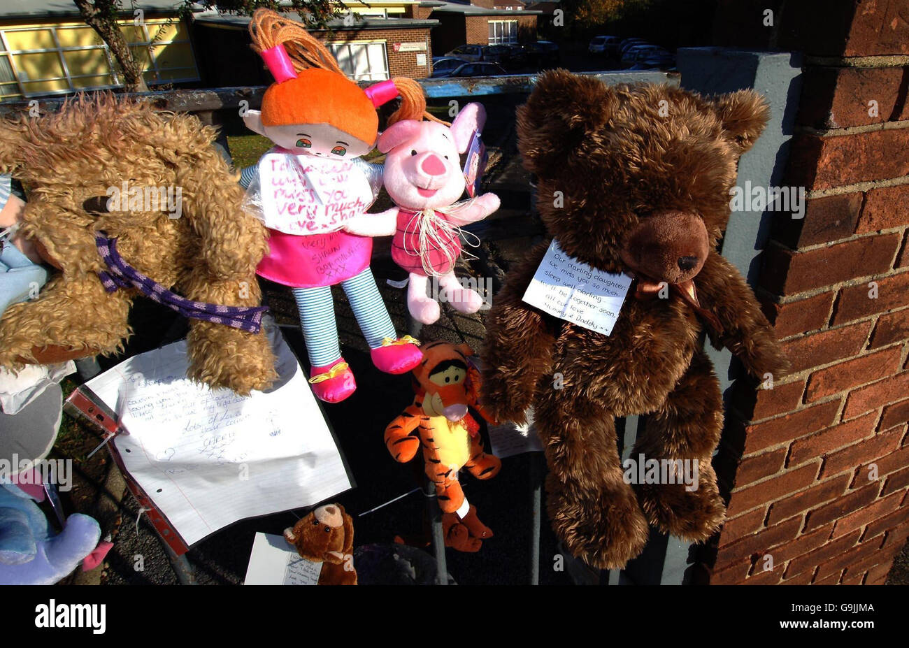 Sei-anno-vecchia ragazza muore dopo strozzamento sul cibo Foto Stock