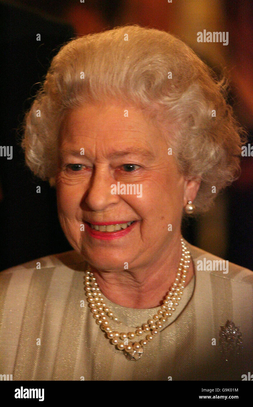La regina ospita un ottantesimo anniversario la reception per la campagna per la protezione di Inghilterra rurale Foto Stock