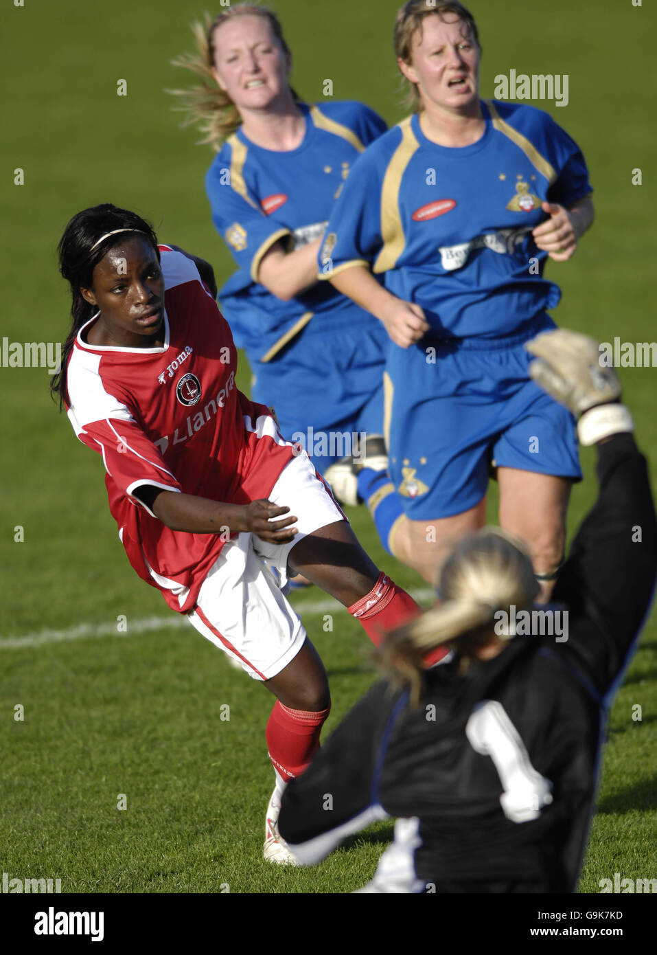 Calcio - FA a livello nazionale le donne di Premier League - Charlton Athletic v Doncaster Rovers Belles - Stonebridge Road Foto Stock