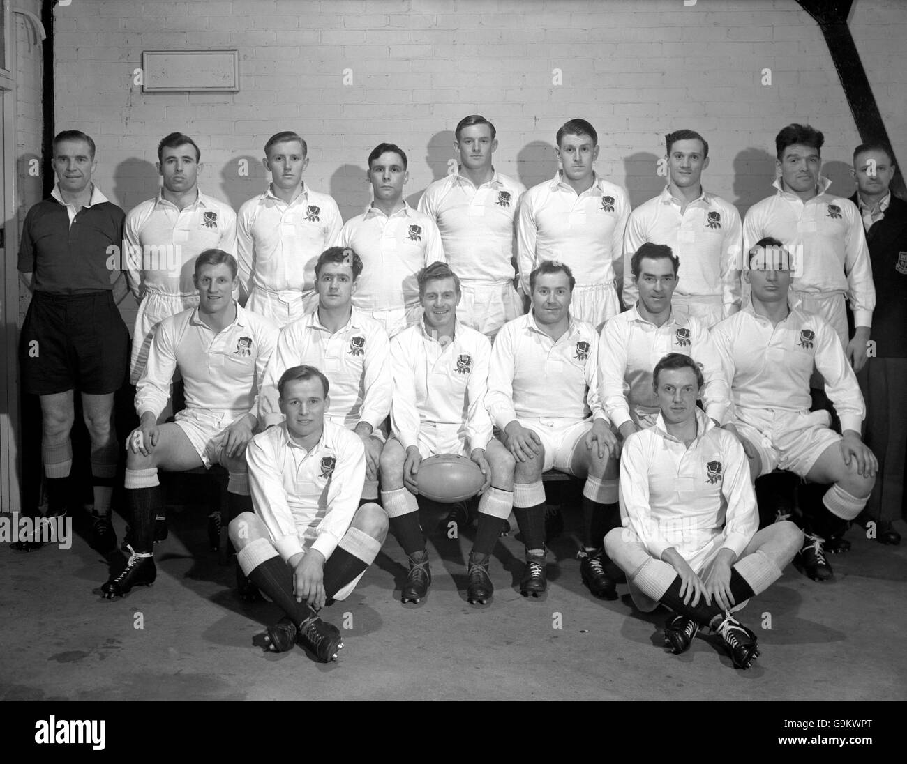 Gruppo del team inglese: (Back row, l-r) arbitro Bobby Mitchell, Peter Robbins, Mike Smith, Peter Jackson, David Marques, Muscoli Currie, Peter Thompson, Ned Ashcroft, giudice di tocco H Waldron; (fila centrale, l-r) William Davies, Jeff Butterfield, Eric Evans, Sanders, Vic Roberts, Ron Jacobs; (prima fila, l-r) Jeep di Dickie, Dennis Fenwick Allison Foto Stock