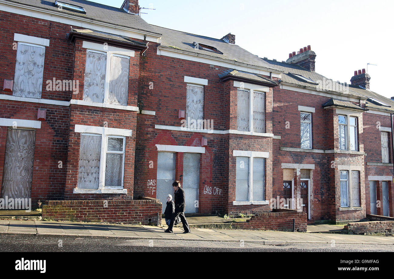 Immagini di decadimento urbano. Alloggio in alto a Elswick, vicino a Newcastle upon Tyne. Foto Stock