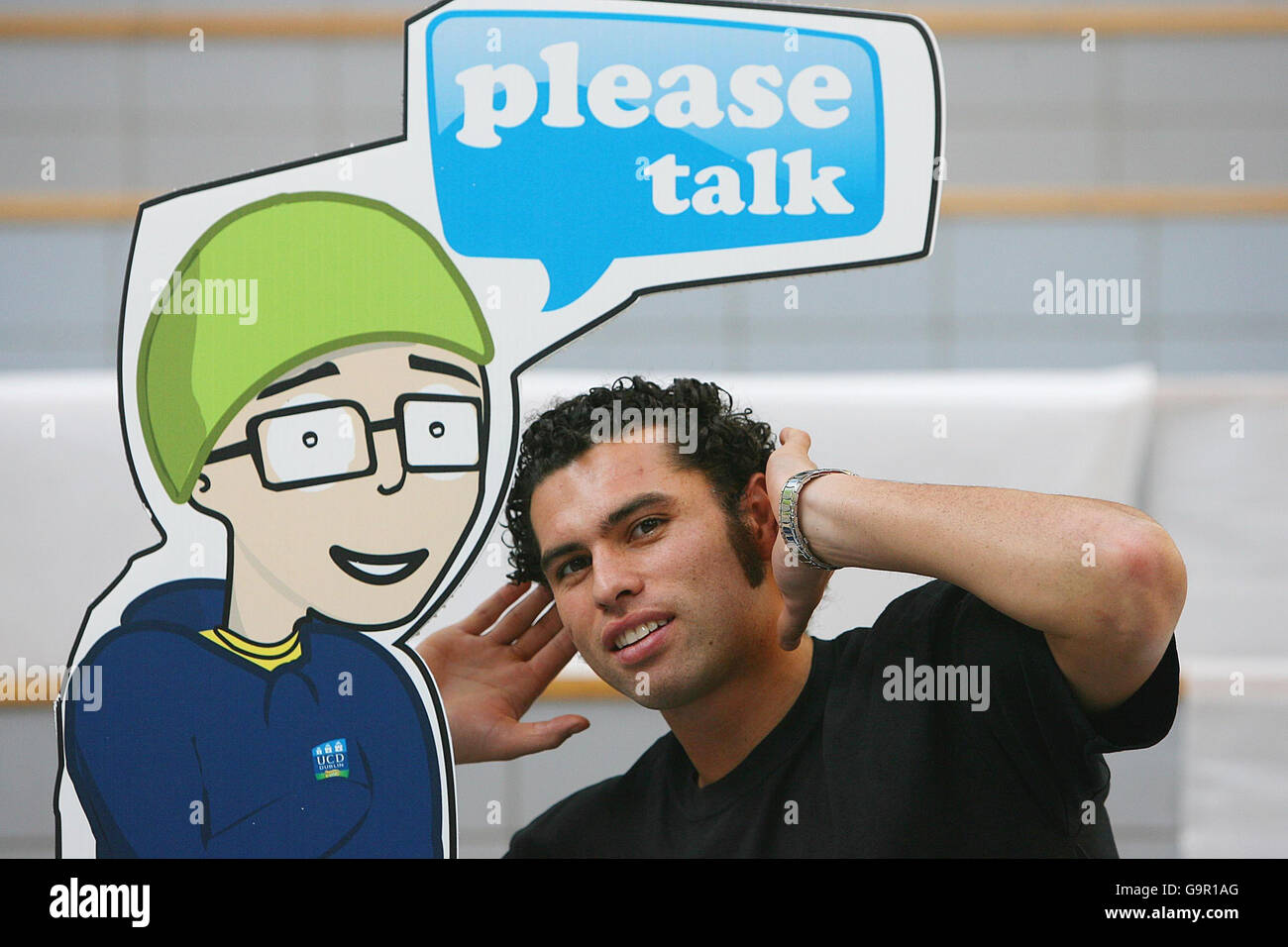 La star del GAA Sean Og o'Halpin all'University College di Dublino per il lancio del sito www.pleasetalk.ie, che mira a combattere l'ansia e il suicidio tra gli studenti. Foto Stock