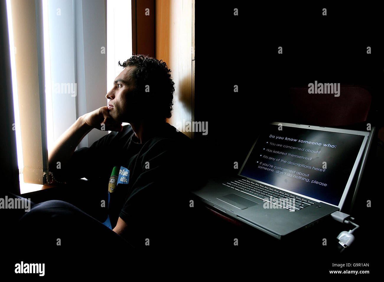 La star del GAA Sean Og o'Halpin all'University College di Dublino per il lancio del sito www.pleasetalk.ie, che mira a combattere l'ansia e il suicidio tra gli studenti. Foto Stock