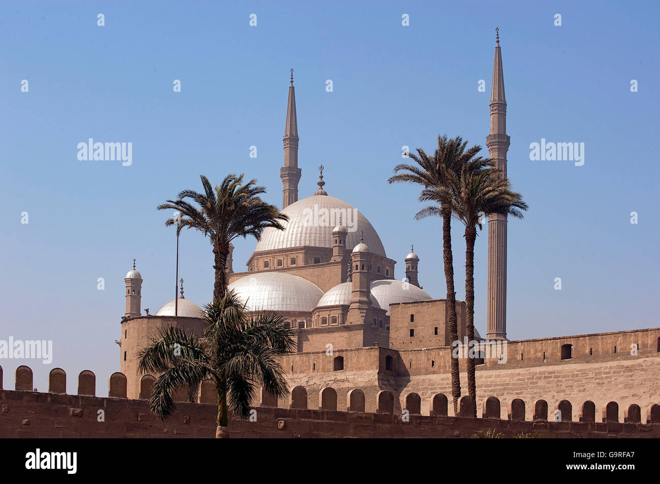 La grande moschea di Muhammad Ali Pasha, twin minareti, stile ottomano, stile persiano, edificio a cupola, il Cairo, Egitto / Moschea di alabastro Foto Stock