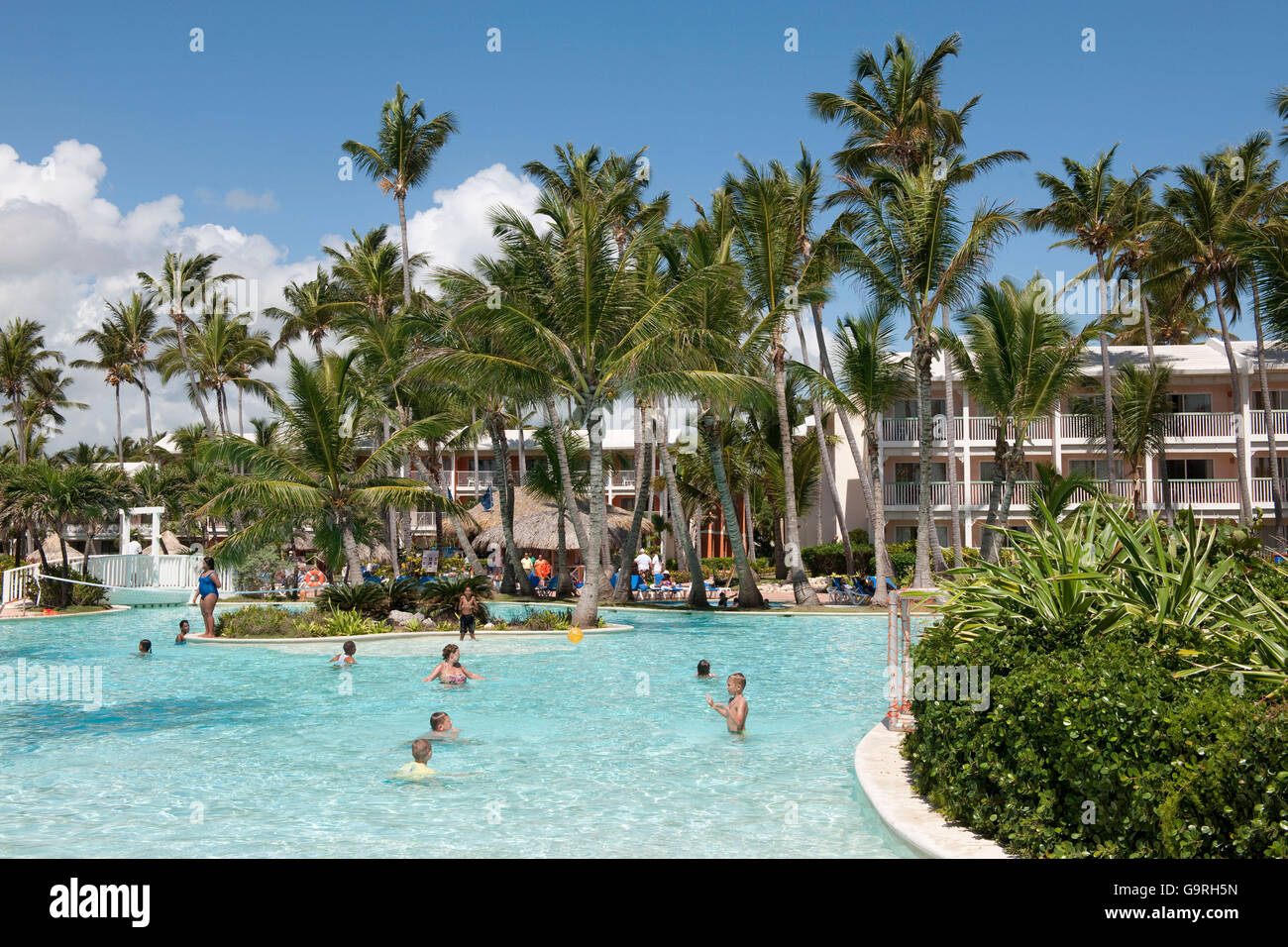 Piscina, Beach Resort, Bavaro e Punta Cana, La Altagracia Provincia, Repubblica Dominicana Foto Stock