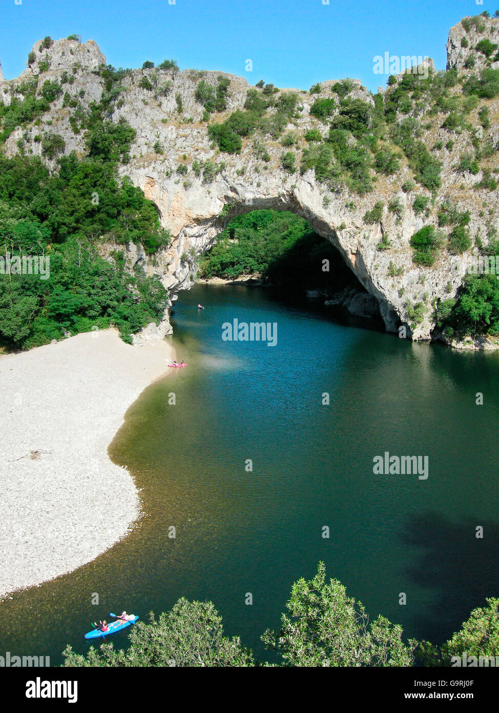 Pont d'Arc Les Gorges de l'Ardeche, pietra Arche, fiume Aredeche, Aiguze, Languedoc-Roussillon, Francia, Europa Foto Stock