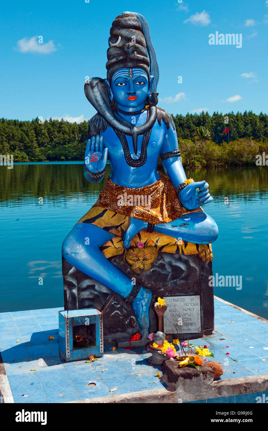 Shiva, il Dio della Hindis, Santo Lago indù Ganga Talao, Grand Bassin, Mauritius, Africa, Oceano Indiano / Ganga Talao Foto Stock