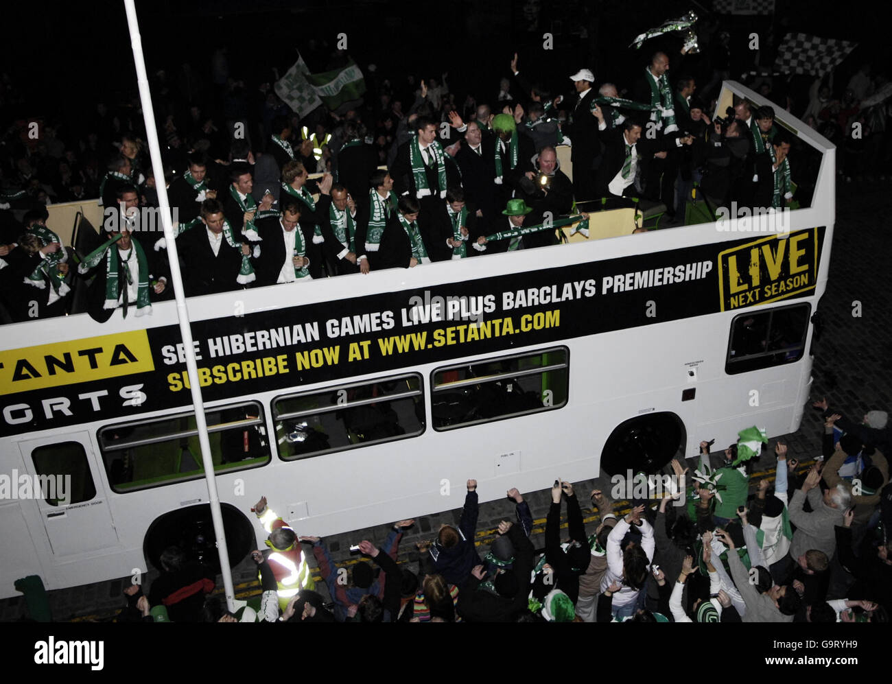 Soccer - CIS Insurance Cup Final - Hibernian bus Foto Stock