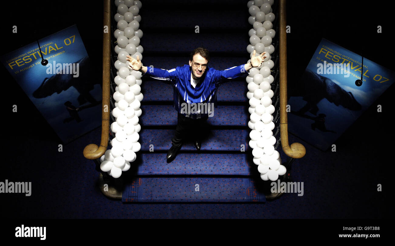 Jonathan Mills, il nuovo direttore dell'Edinburgh International Festival, svela il suo primo programma di eventi all'Hub di Edimburgo. Foto Stock