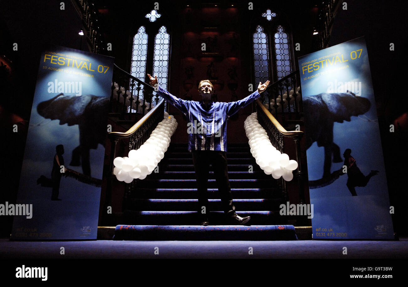 Jonathan Mills, il nuovo direttore dell'Edinburgh International Festival, svela il suo primo programma di eventi all'Hub di Edimburgo. Foto Stock