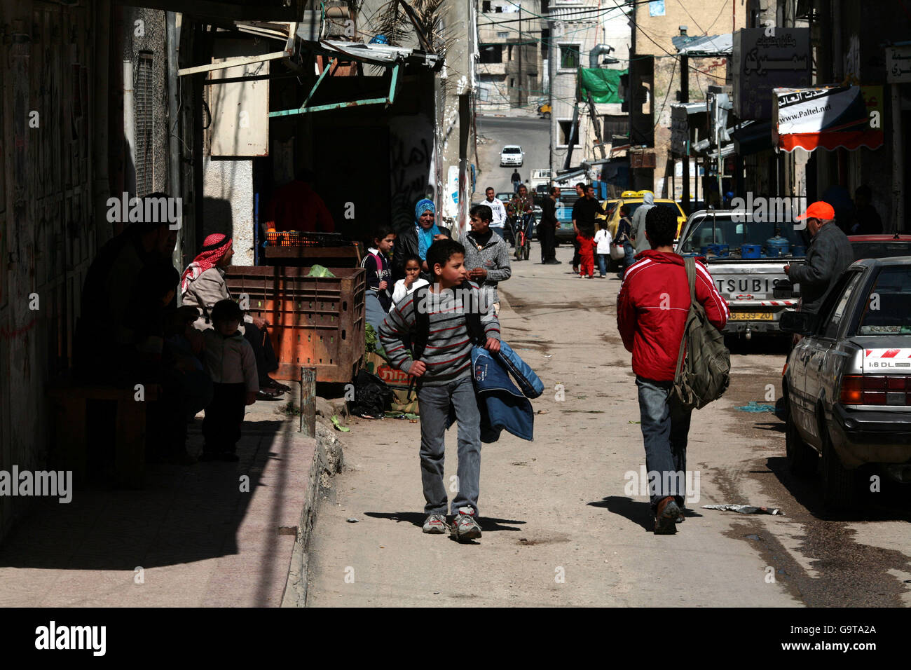 Foto di viaggio del Medio Oriente. Una strada nella zona dei rifugiati di Ramallah. Foto Stock