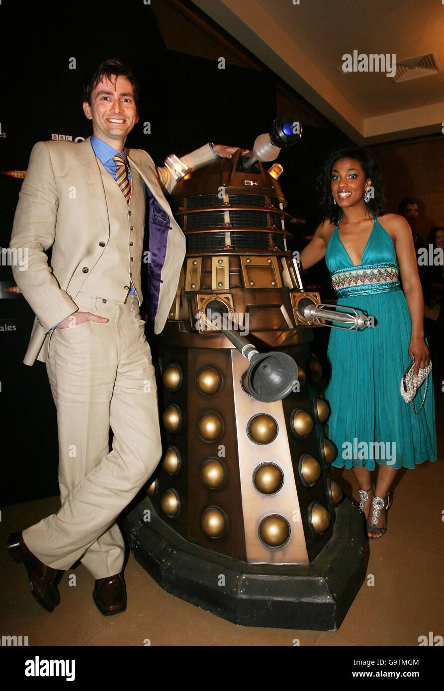 David Tennant e Freema Agyeman arrivano per il Gala Screening del Doctor Who Series 3 (TX: Sabato 31 marzo 2007, BBC 1), al Mayfair Hotel nel centro di Londra. Foto Stock