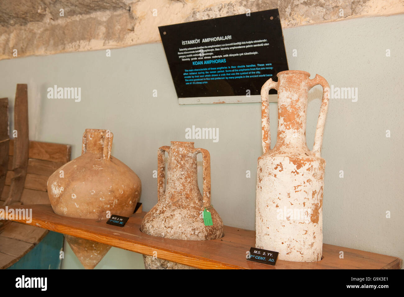 Antico koan anfore, Bodrum museo di archeologia subacquea, il castello di San Pietro, Castello dei Cavalieri di San Giovanni, Bodrum, Mugla, Turchia, Asia Foto Stock