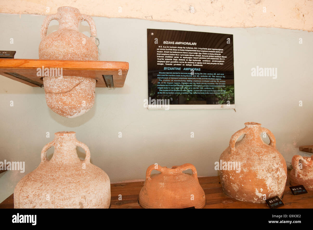 Antiche anfore bizantine, anfore, Bodrum museo di archeologia subacquea, il castello di San Pietro, Castello dei Cavalieri di San Giovanni, Bodrum, Mugla, Turchia, Asia Foto Stock