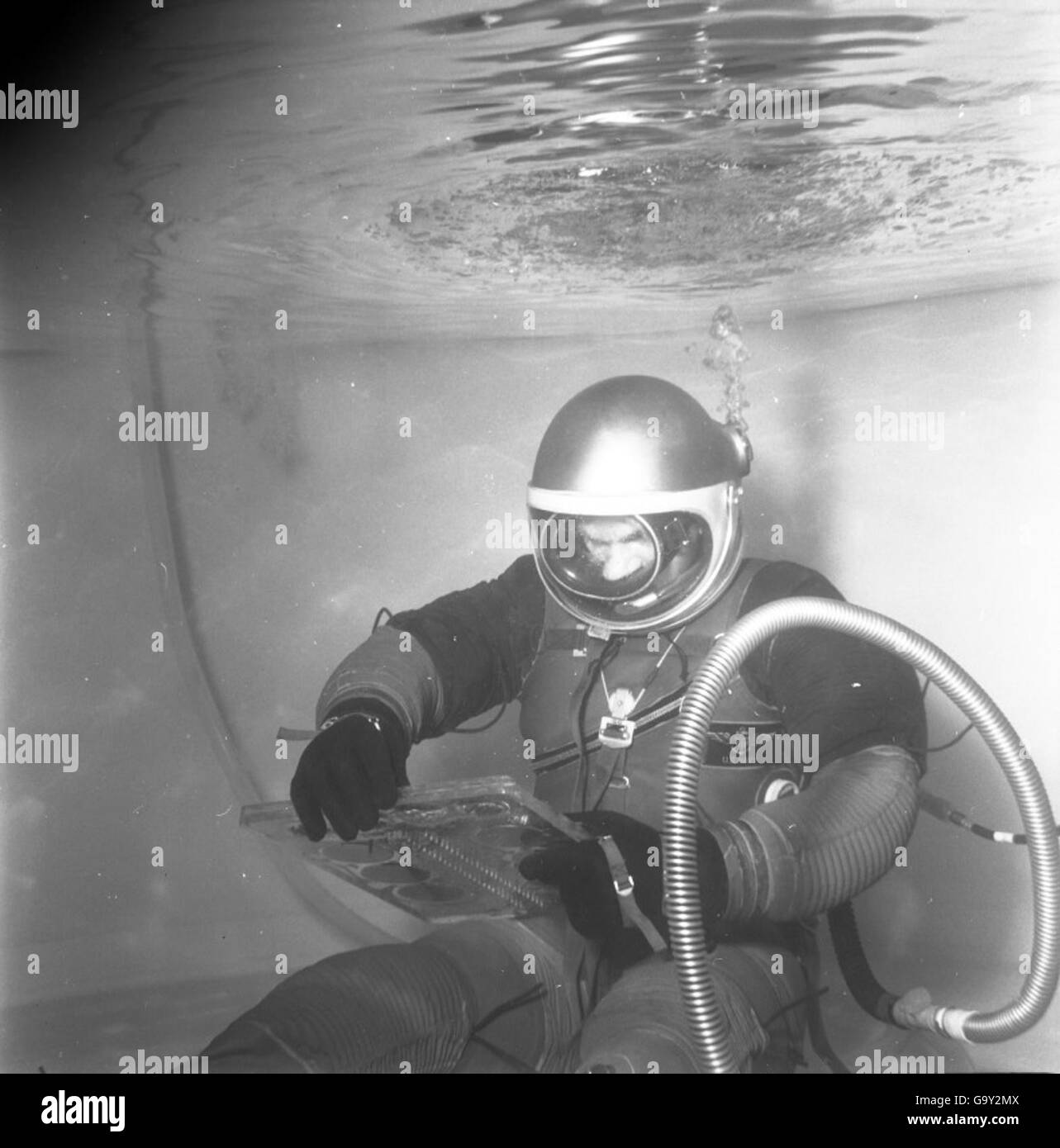 Immagine dalla Convair/General Dynamics Astronautics Atlas negative Collection, che mostra una sequenza di test dei missili Atlas. Foto Stock