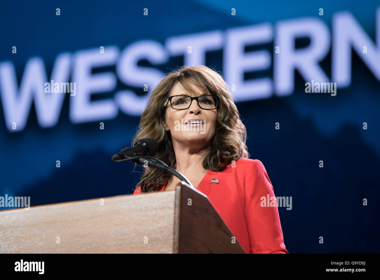 Sarah Palin e Donald Trump parlare al Western conservatore del vertice di Denver, Colorado. Foto Stock